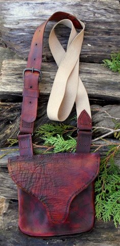 period leather hunting pouch - bag