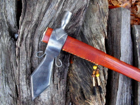 hand-forged custom tomahawk