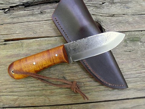 More information on this hand-made-knife. Mini Kephart knife.